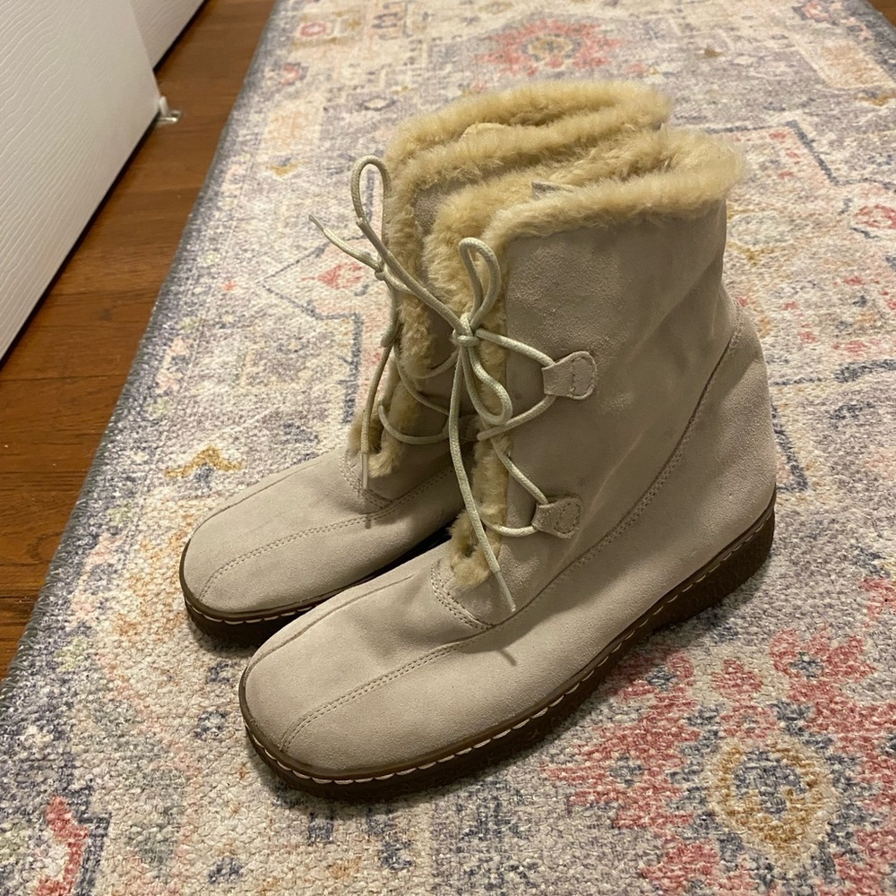 G.H. Bass & Co. Women’s Light Tan Fur-Lined Square Toe Winter Size 8.5 Boots NWT - Picture 3 of 11